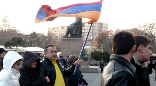 Митинг противников вступления Армении в Таможенный союз. Ереван, 6 декабря 2013 г. Фото Армине Мартиросян для "Кавказского узла"