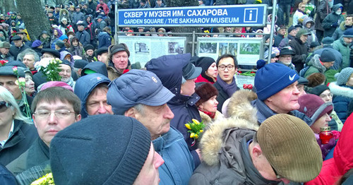 Очередь на панихиду по Борису Немцову. Москва, 3 марта 2015 г. Фото Вячеслава Ферапошкина для "Кавказского узла"