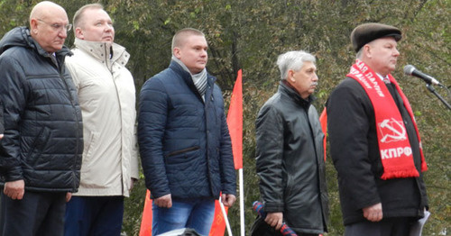 Митинг КПРФ в связи с годовщиной Октябрьской революции. 7 ноября 2016 г. Фото Татьяны Филимоновой для "Кавказского узла"