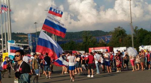 Болельщики перед матчем Россия-Хорватия в Сочи. 7 июля 2018 года. Фото Светланы Кравченко для "Кавказского узла"