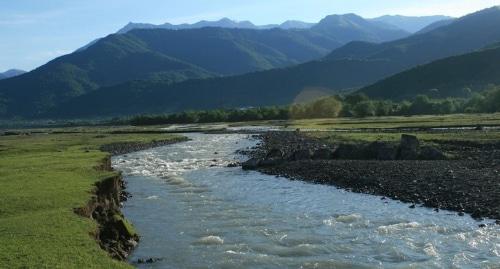 Река Алазани. Фото: А. Мухранов, By travelgeorgia.ru, https://commons.wikimedia.org/w/index.php?curid=33422276