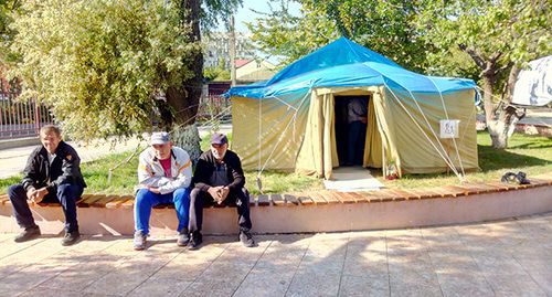 Протест ветеранов-афганцев в махачкалинском парке продолжается четырнадцатый день. Махачкала, 30 сентября 2019 г. Фото Расула Магомедова для "Кавказского узла"