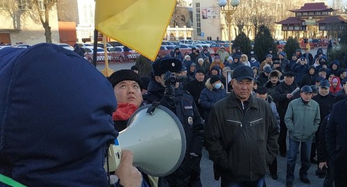 Митинг в Элисте. Фото Бадмы Бурчиева для "Кавказского узла"