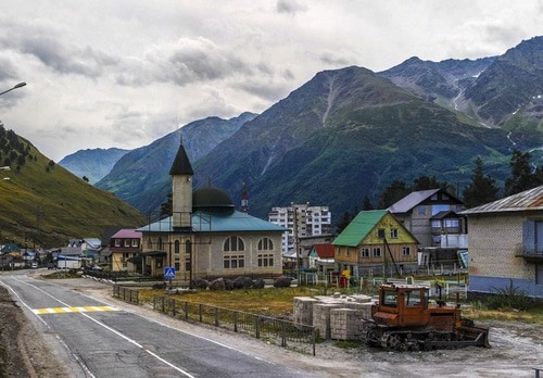 Поселок Терскол, фото:
v-solonbekov.livejournal.com