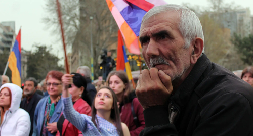 Участники протестной акции в Ереване. Фото Тиграна Петросяна для "Кавказского узла".