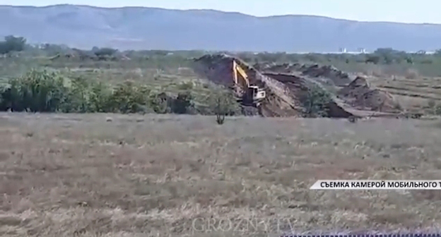 Кадр видео с критикой строительства нового аэропорта. Скриншот видео https:// wwww.intagram.com/p;Cvk161JOi6:&hl+ru