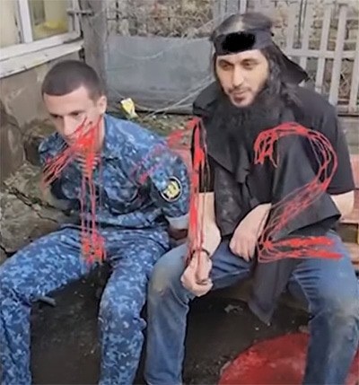 Осужденный и заложник в Ростовском СИЗО. Кадр из видео https://www.youtube.com/watch?v=DEM9O_XMf-Y