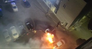 Поджог автомобиля Гаспара Авакяна, стоп-кадр видео, предоставленного "Кавказскому узлу" Гаспаром Авакяном 