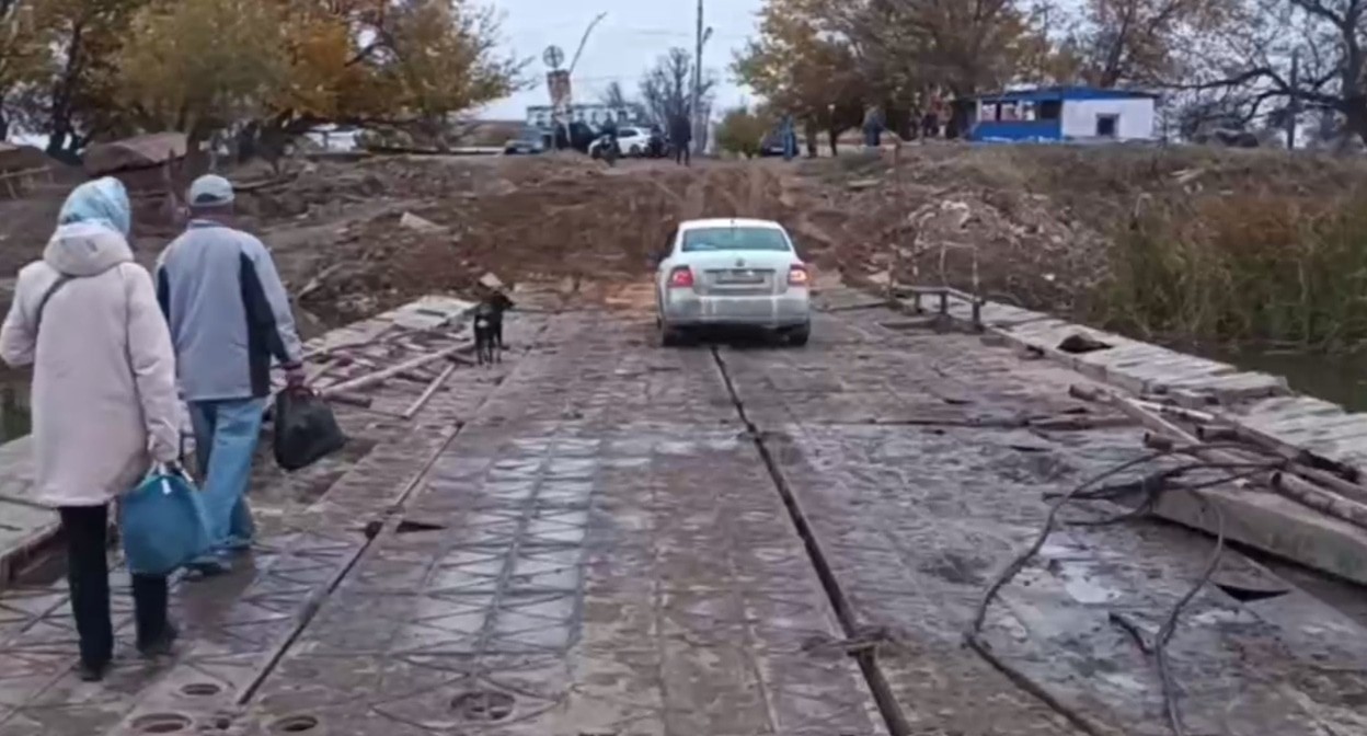 Мост через реку Большая Прорва. Кадр видео из телеграм-канала Руслана Бисенова https://t.me/ruslan_bisenov/5994