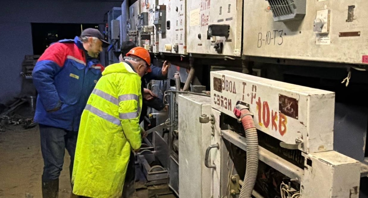 Подстанция "Приморская". Фото из телеграм-канала мэра Махачкалы https://t.me/DzhambulatSalavov/996 Подстанция "Приморская". Фото из телеграм-канала мэра Махачкалы https://t.me/DzhambulatSalavov/996