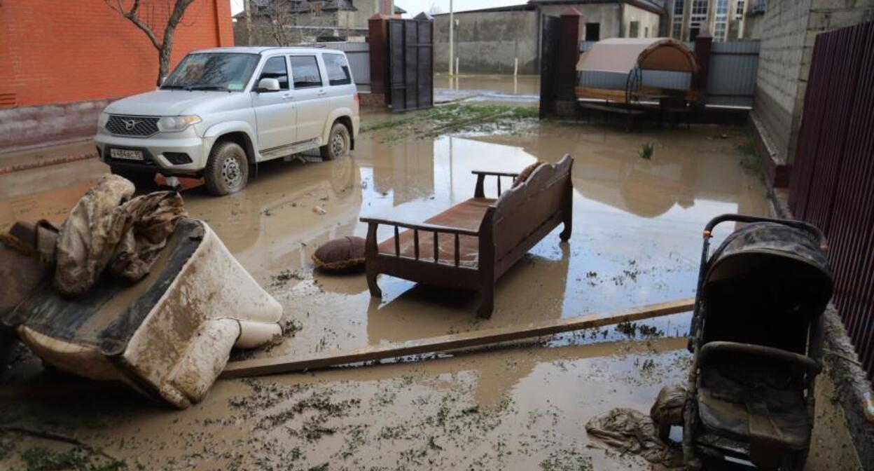 Последствия наводнения в Чечне. Фото: "Грозный Информ" https://www.grozny-inform.ru/ Последствия наводнения в Чечне. Фото: "Грозный Информ" https://www.grozny-inform.ru/